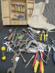 SMALL WOOD TOOL BOX AND LOTS OF TOOLS. OLD AND NEW