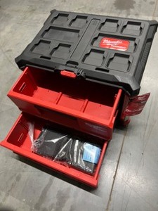 lot 6 image: New Milwaukee Packout - 2 Drawer Tool Box