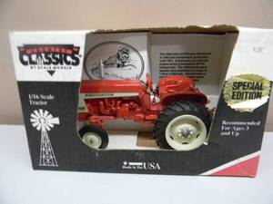 COUNTRY CLASSICS By SCALE MODELS 116 SCALE DIE CAST CASE IH INTRENATIONAL 606 TRACTOR SPECIAL EDITION - IN BOX - AWESOME PIECE - SEE PICTURES