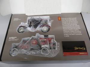 ERTL SIGNATURE EDITION EASTWOOD AUTOMOBILLIA STOCK #1947 - IN BOX WITH COA - AWESOME PIECE - SEE PICTURES