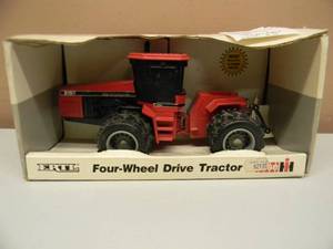 ERTL 132 SCALE DIE CAST METAL CASE INTERNATIONAL FOUR WHEEL DRIVE TRACTOR SPECIAL EDITION - IN BOX - AWESOME PIECE - SEE PICTURES