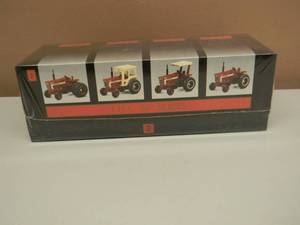 ERTL IHC 66 SERIES 164 SCALE INTERNATIONAL #2 - STILL SEALED IN PLASTIC IN BOX - AWESOME PIECE - SEE PICTURES
