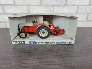 lot 1259 image: ERTL FORD 8N Tractor w Dearborn Plow - 116 Scale