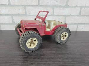 lot 1270 image: 1974-75 TONKA JEEP Dune Buggy - Approx. 10 Long