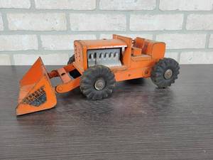 lot 1271 image: STRUCTO Steel End Loader Toy - Approx. 15 Long