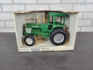 lot 1281 image: 1988 Joseph L. Ertl Scale Models White Spirit of OLIVER Tractor - 116 Scale