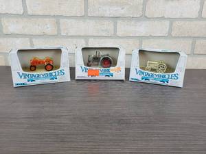 lot 1297 image: ERTL Allis Chalmers C Tractor - 143 Scale, ERTL Massey Harris Challenger Tractor - 143 Scale and ERTL Fordson Tractor - 143 Scale