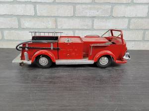lot 1312 image: Doepke Fire Engine Pumper Truck - Approx. 19 Long