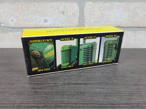 lot 1352 image: ERTL John Deere Historical Toy Set - 164 Scale