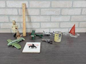 lot 1367 image: Airplane Toys, Larro Feeds Bank and More