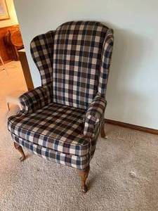 lot 8 image: Plaid Smith Brothers Wing Back Chair