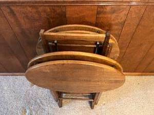 lot 2 image: Set of 4 TV Trays with Stand