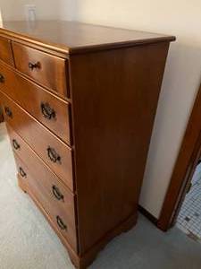 lot 59 image: Ethan Allen Tall Dresser