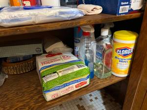 lot 68 image: Contents of Bathroom Closet Towels, Bed Linens, Cleaning Supplies and More