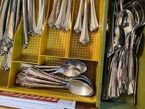 lot 46 image: Silverware Set & Contents of Drawer