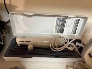 lot 44 image: Cuisenart Coffee Maker, Crockpot, Salad Shooter, Electric Knife & More