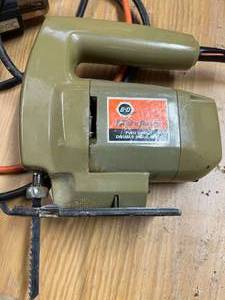 lot 142 image: Hand Jigsaw and Milwaukee Heat Gun