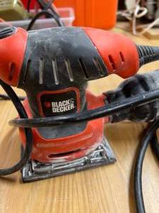 lot 143 image: Rockwell Sander & Black Decker Palm Sander