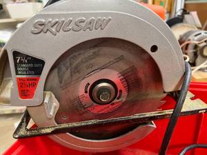 lot 141 image: Skil Saw 576 With Blades and Tool Box