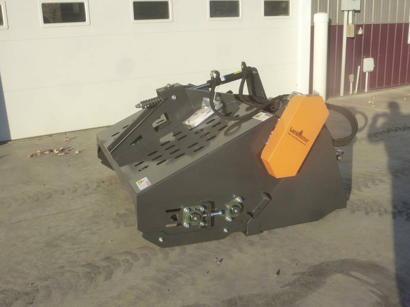 Land Honer Landscaping Rake Bucket