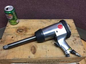 lot 30 image: Milwaukee Pneumatic MP 34 Impact Wrench
