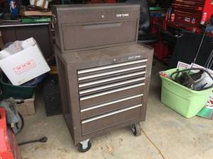 lot 21 image: Craftsman Rolling Machinist Top & Bottom Cabinet