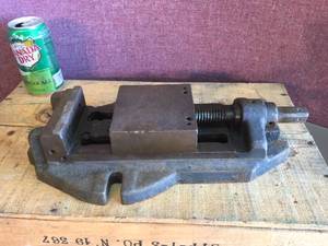 lot 34 image: Athol 1024 Machinist Vises - 4