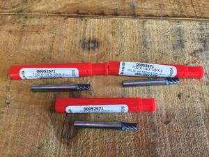 lot 40 image: 3 Machine Seem Stub Bits 732 x 14 x 38 x 2