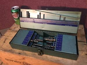 lot 49 image: Wilton Tri-Dex Drill Bit HolderOrganizer