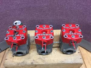 lot 58 image: Vintage Set Polaris 650 Triple JugsCylindersHeads