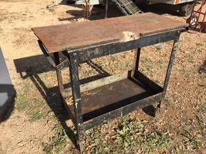 lot 83 image: Rolling Metal Cart