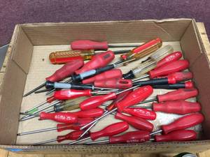 lot 108 image: Variety TORX Screwdrivers