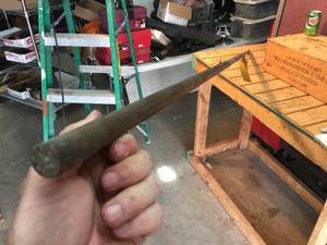 lot 126 image: AMPCO 18 Aluminum - Bronze Round Bar