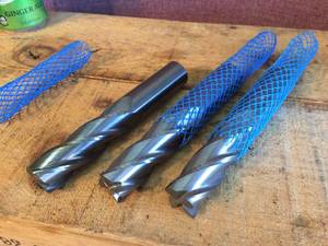 lot 147 image: 3 End Mill 1 x 6