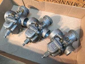 lot 175 image: Vintage Set Triple Mikuni Carbs