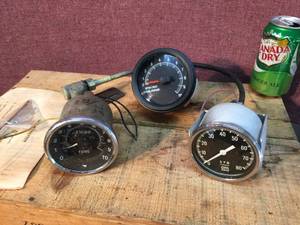 lot 178 image: 3 Vintage RPM Gauges - Polaris - Evinrude