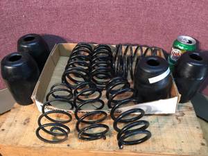 lot 181 image: Vintage Polaris Shocks - Shock Shields