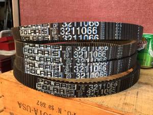 lot 194 image: 4 OEM Polaris Drive Belts 3211066