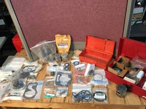 lot 210 image: Group Misc Polaris Parts - Kits - Gaskets - 1990s - NOS