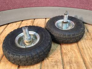 lot 222 image: Polaris 120 Snowmobile Wheel Kit