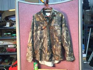 lot 237 image: Mens Whitewater Outdoors Long Sleeve Camo Shirt