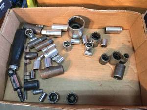 lot 247 image: Misc Sockets - S.K - Williams - Thorsen - Snap-On - Others