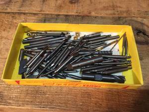 lot 260 image: 50-ish Smaller Mill End - Double Ends - Machinist Bits