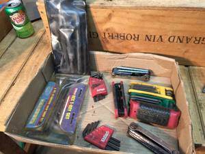 lot 256 image: AllenHex - Torx - Foldups - Keys - Wrenches