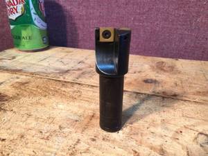 lot 288 image: Kennametal Square Indexable End Mill 34 Shank