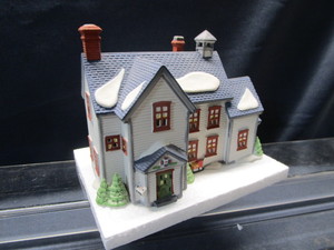 Dept 56 Village Building