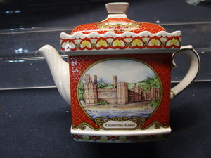 Sadler Teapot
