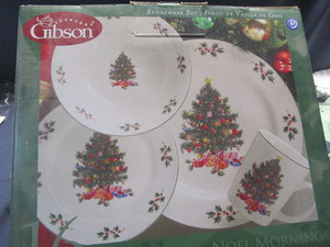Holiday Dinnerware