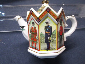 Sadler Teapot