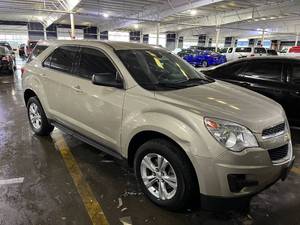 lot 4 image: 2015 Chevrolet Equinox LS FWD